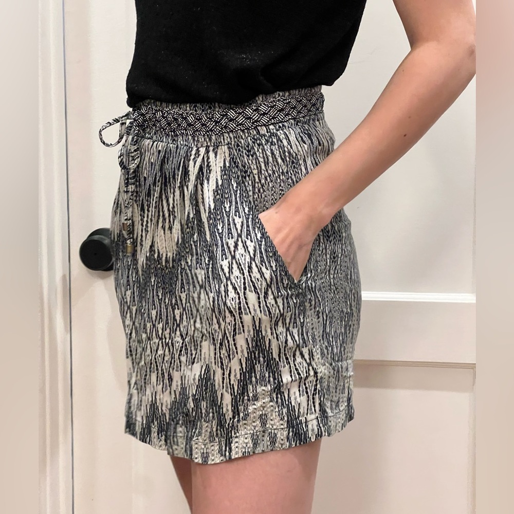 Mini skirt with pockets size S